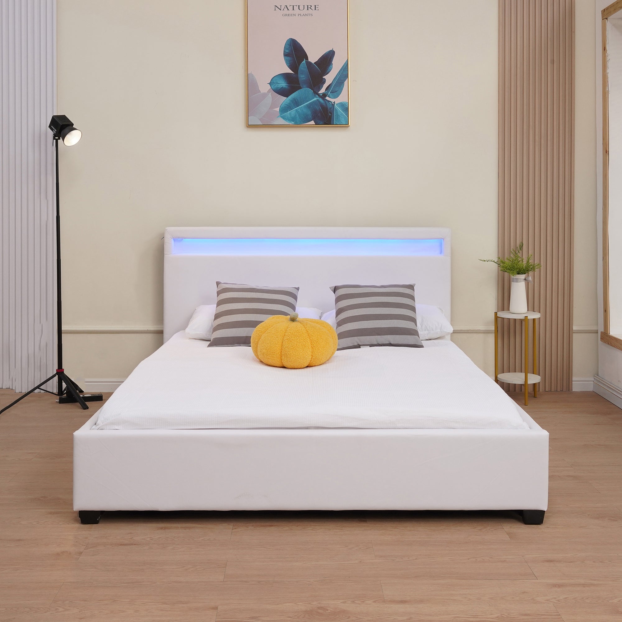 Bed (SSS-A506) King - White PU  (180X200CM) storage bed with gas lift